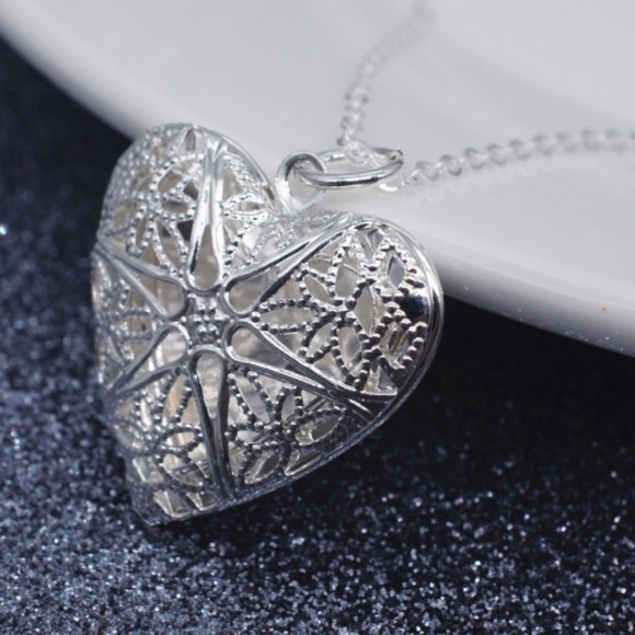 NEW! 925 Sterling Silver Pendant Necklace Gift Heart Photo Box - Picture 4 of 6